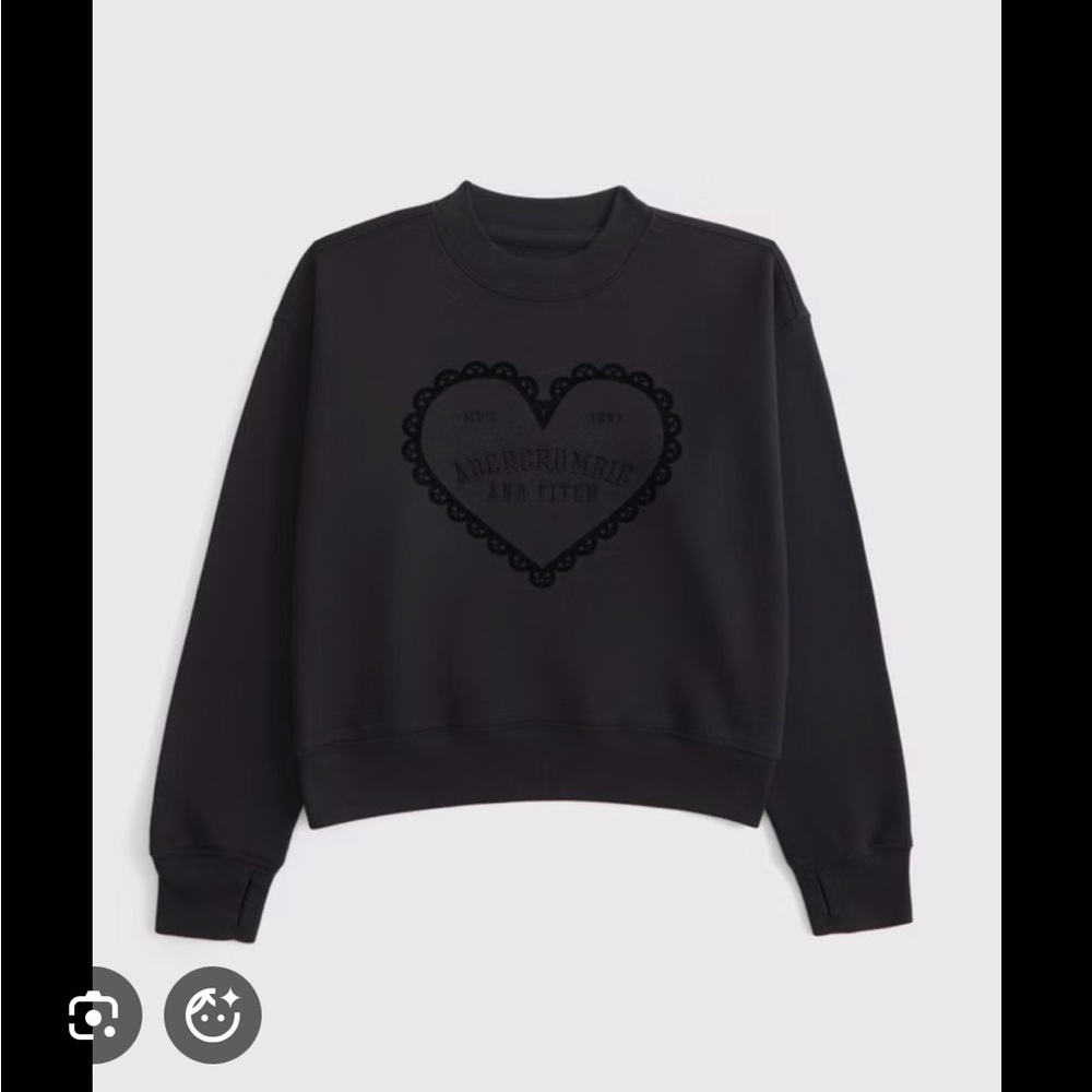 Abercrombie & Fitch Black Heart Appliqué Crewneck Sweatshirt